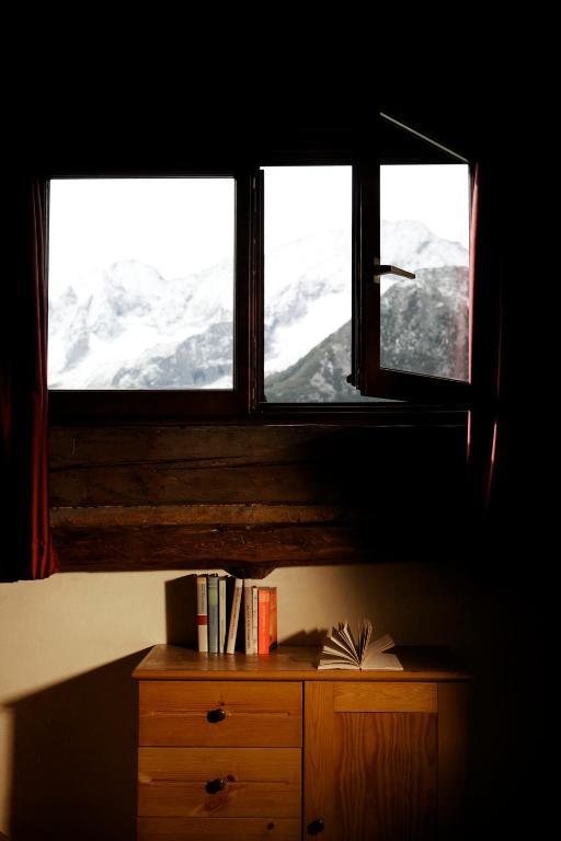 Hotel Dimora Storica La Mirandola Passo del Tonale Ruang foto